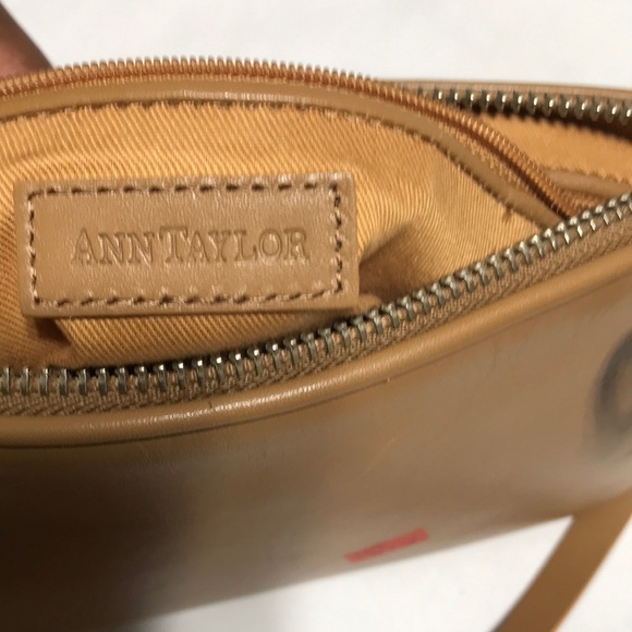 Ann Taylor mini leather handbag with top zipper - Picture 2 of 5